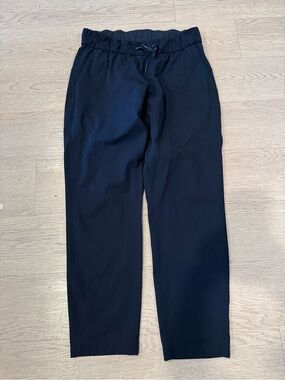 Lululemon On The Fly Pant True Navy Pants Size 8